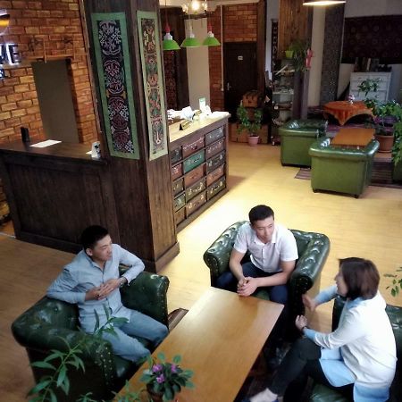Olive Hotel บิชเคก ภายนอก รูปภาพ